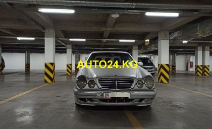 Mercedes-Benz E 220