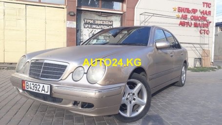 Mercedes-Benz E 320