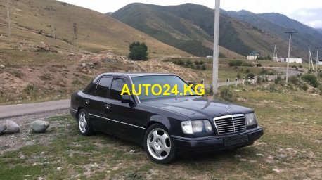 Mercedes-Benz E 320